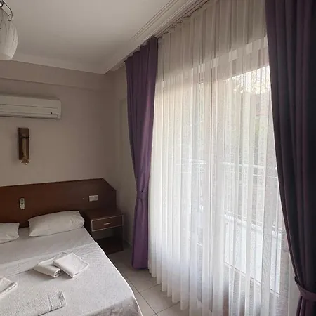 Ebru'ca Oda ve Kahvaltı Selimiye (Aegean)