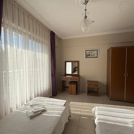 Ebru'ca Bed and Breakfast Σελιμιγιέ