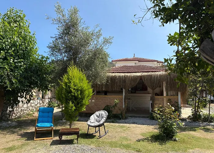 Ebru'ca Bed and Breakfast 3*